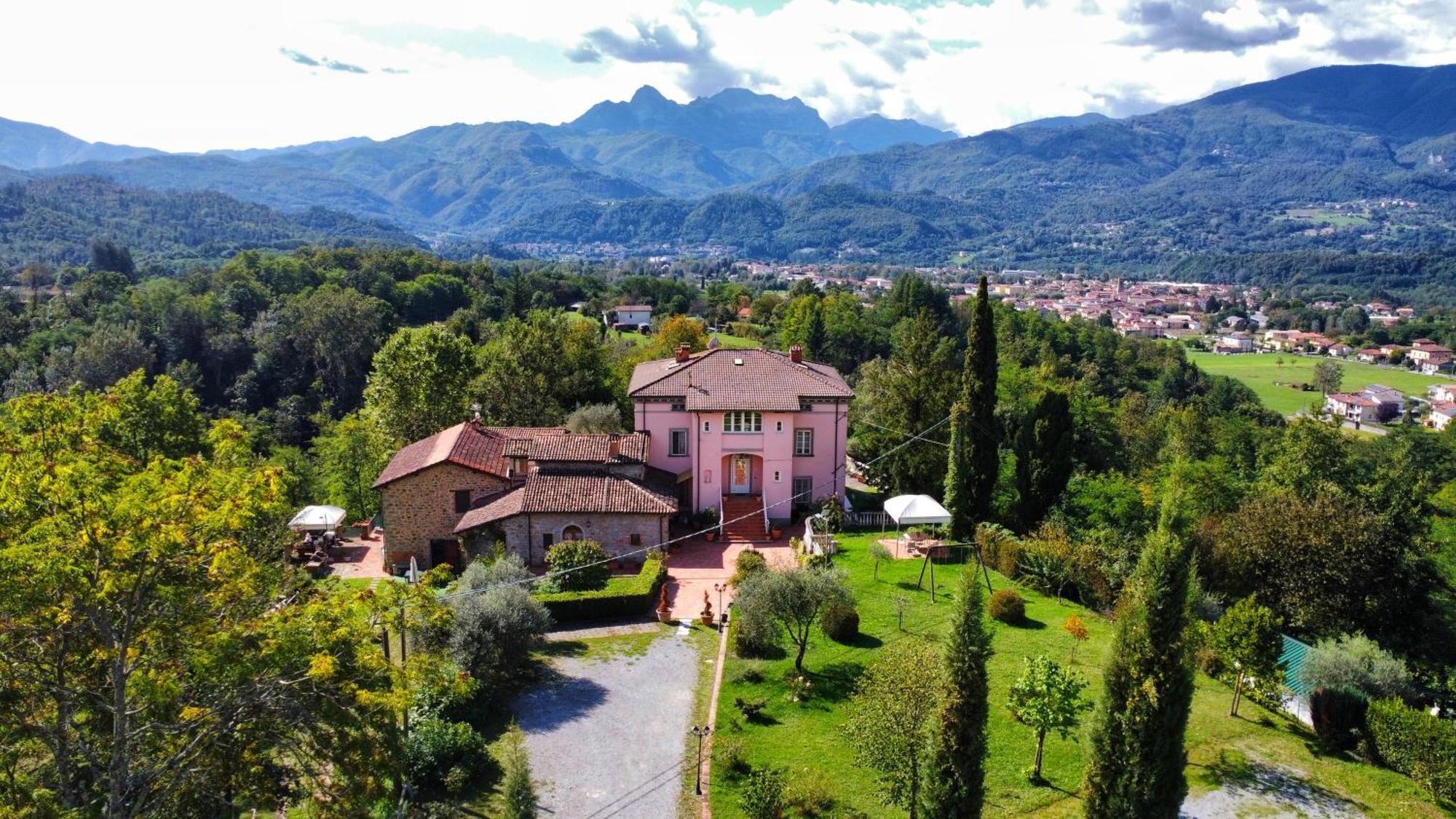 Pieve Fosciana Villa Belvedere מראה חיצוני תמונה
